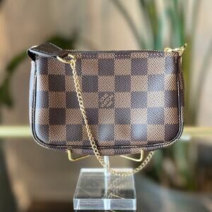 LOUIS VUITTON Damier Ebene Mini Pochette